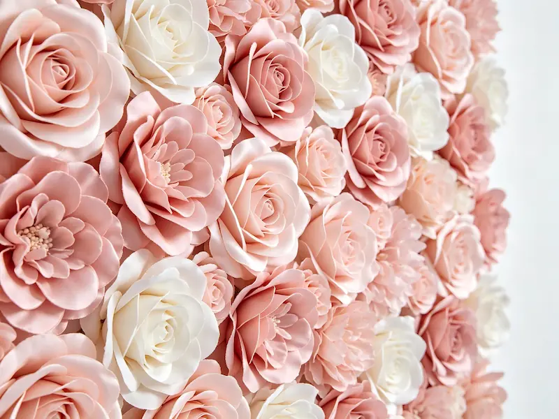 custom flower wall Xibo Floral bespoke package